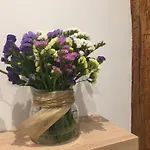 La Romantica Urdaneta